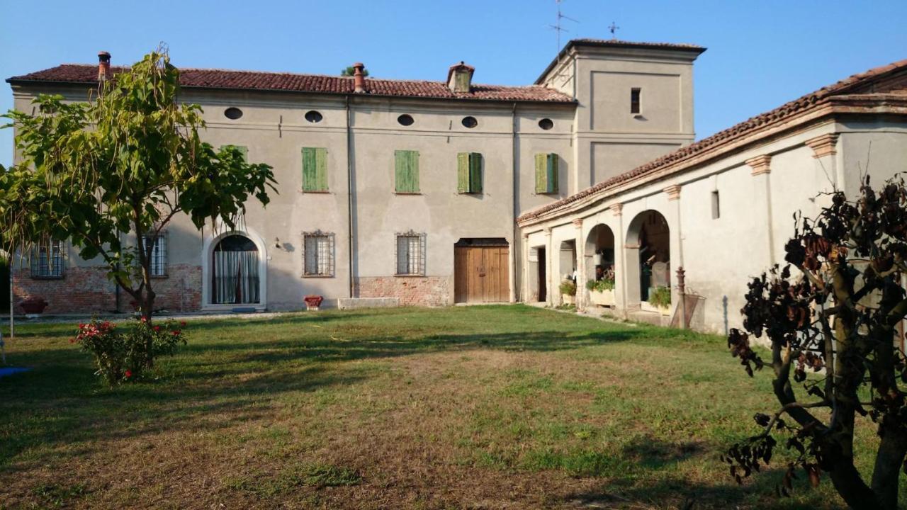 Corte Margherita Bed & Breakfast Motteggiana Exterior photo